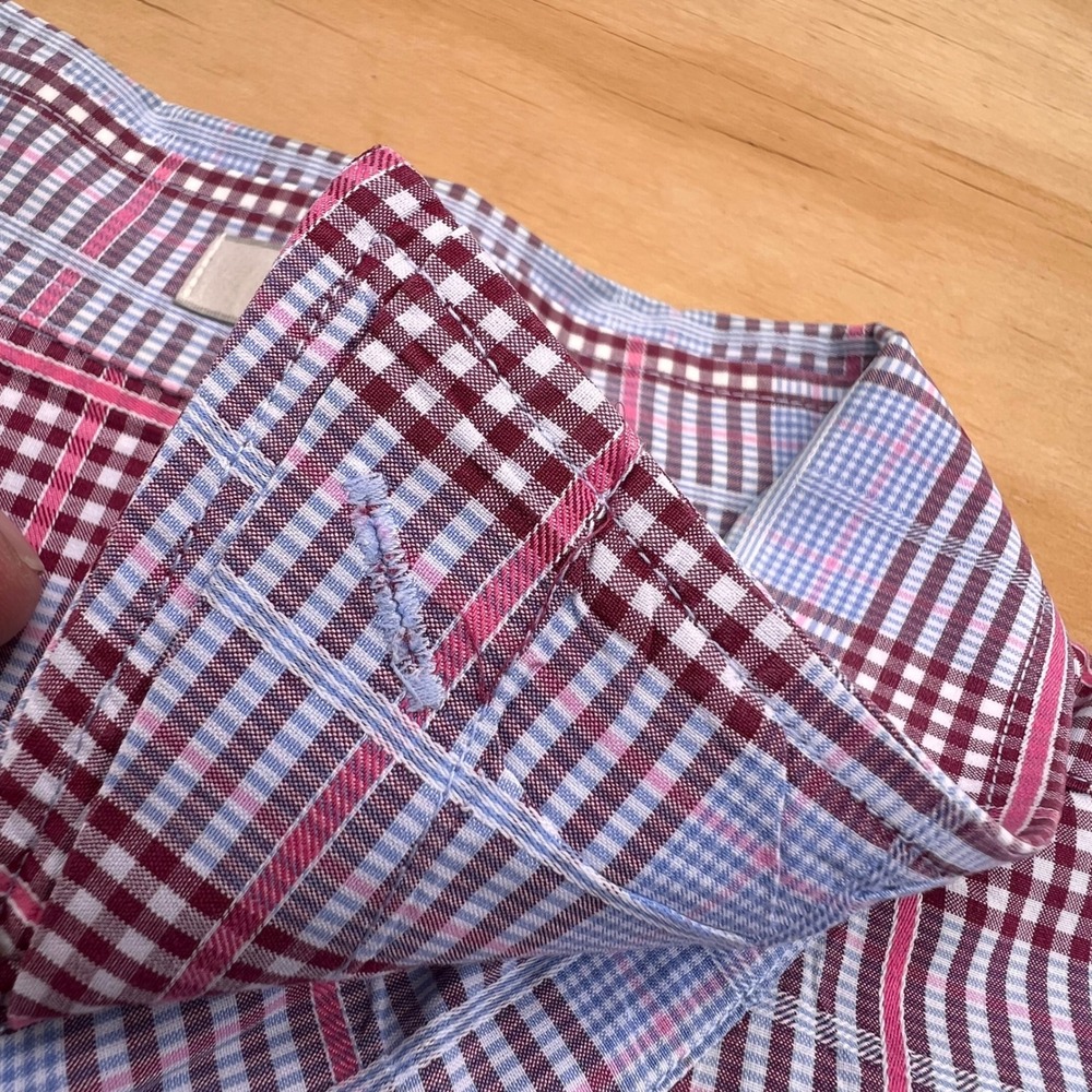 Peter Millar Mens XL Button Down Shirt 100% Cotton Plaid Blue Burgundy Pink - Picture 6 of 8